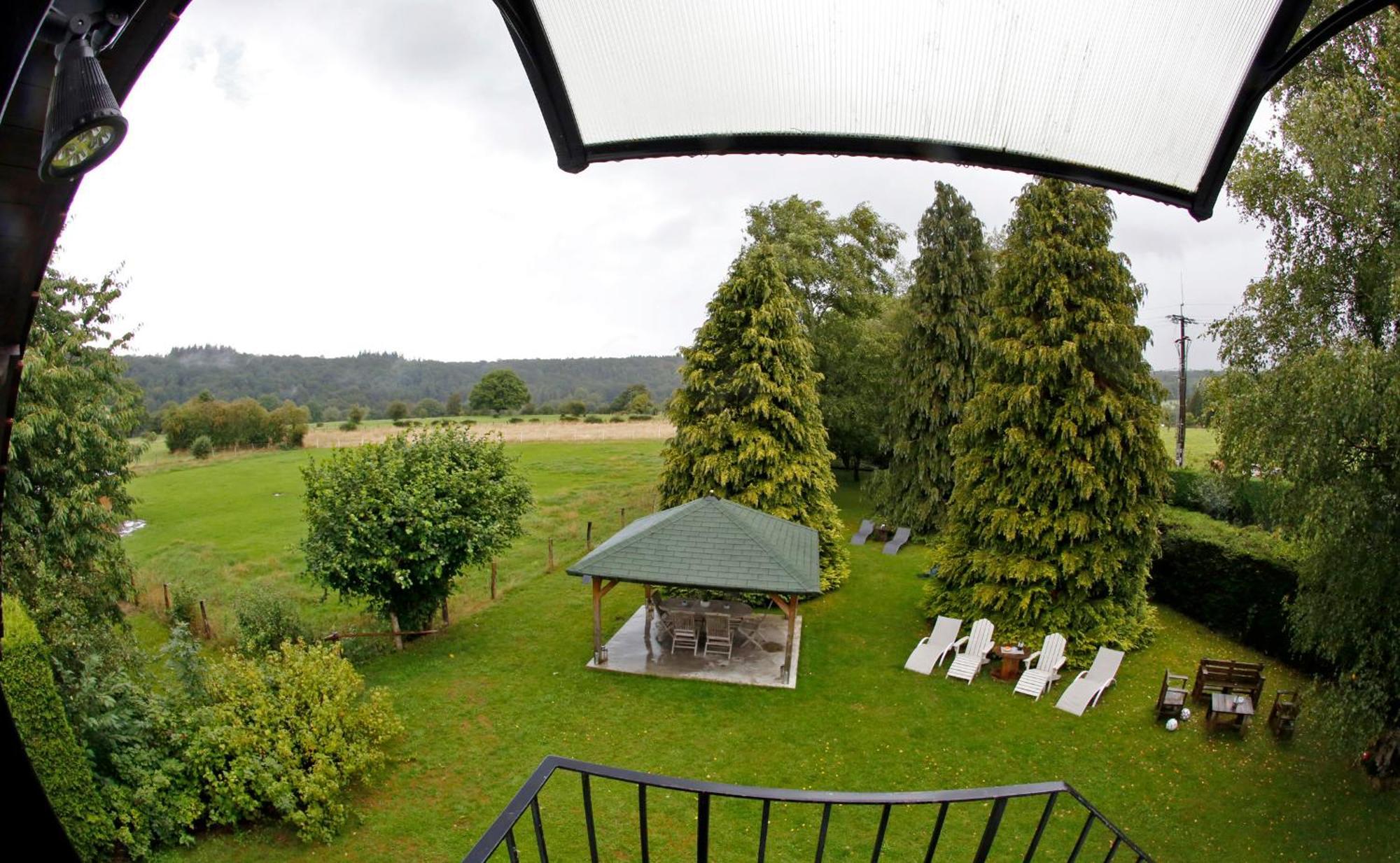 B&B Au Coq En Pate Jalhay Exteriör bild